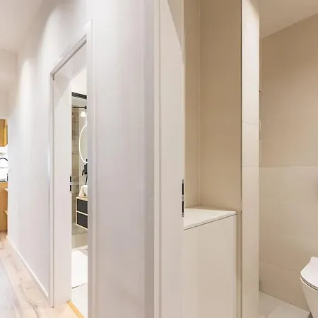 Winter Haven Modern Retreat In 公寓 *