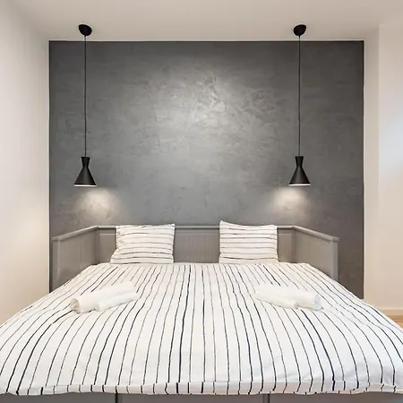 公寓 Winter Haven Modern Retreat In *