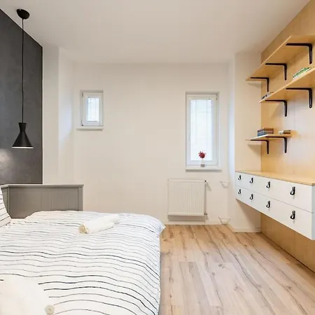 公寓 Winter Haven Modern Retreat In *