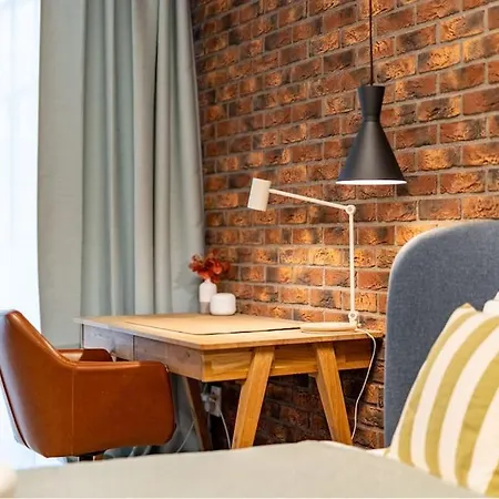 公寓 Winter Haven Modern Retreat In