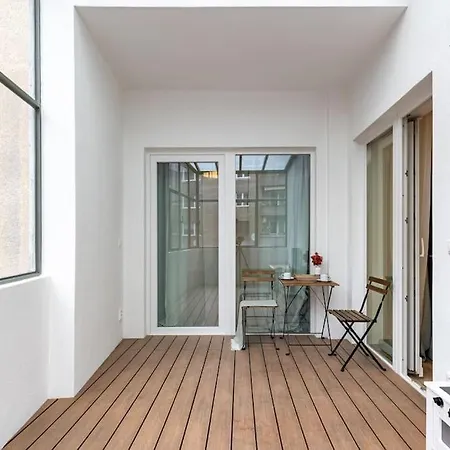 Winter Haven Modern Retreat In 公寓 *