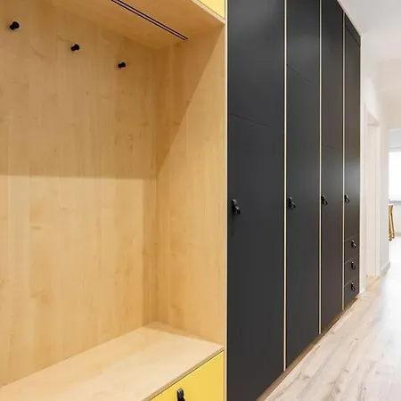 Winter Haven Modern Retreat In * 布拉迪斯拉发