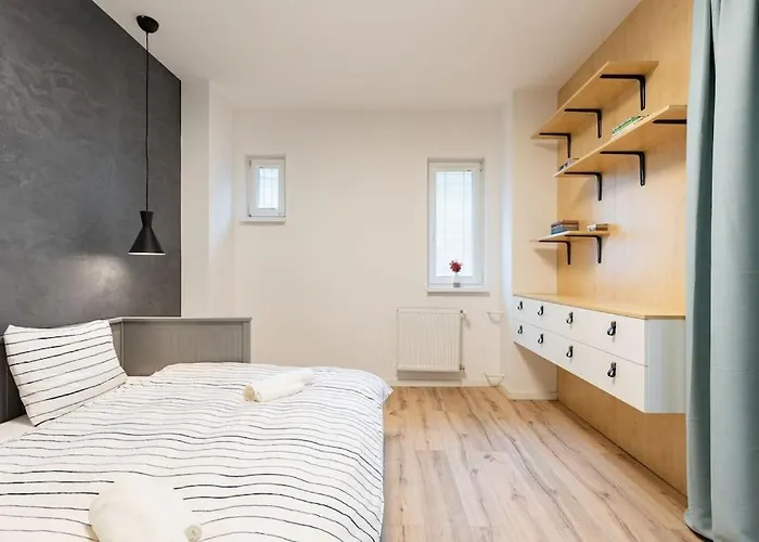 Apartment Winter Haven Modern Retreat In *