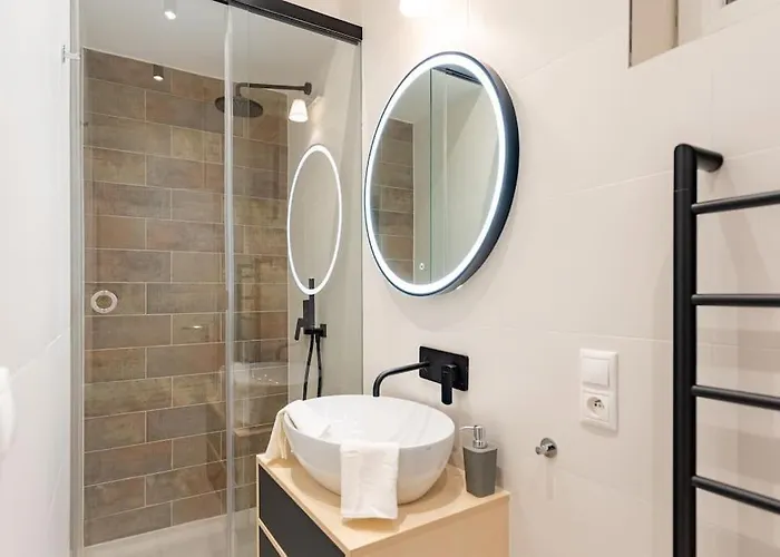 Apartment Winter Haven Modern Retreat In Bratislava