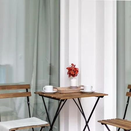 Winter Haven Modern Retreat In